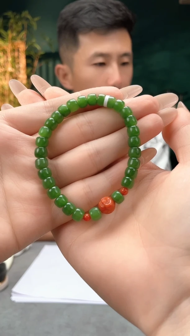 和田玉未镶嵌颈饰手串  多样性发一