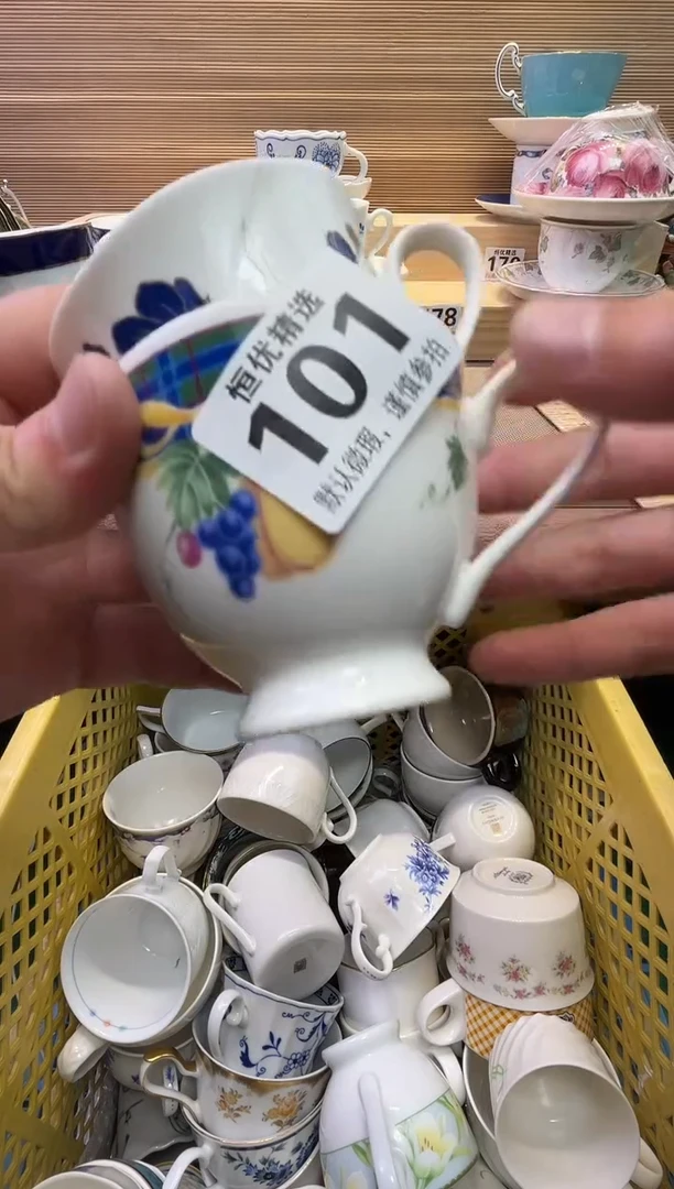 瓷片礼****间陶瓷瓷器瓷器瓷器瓷器