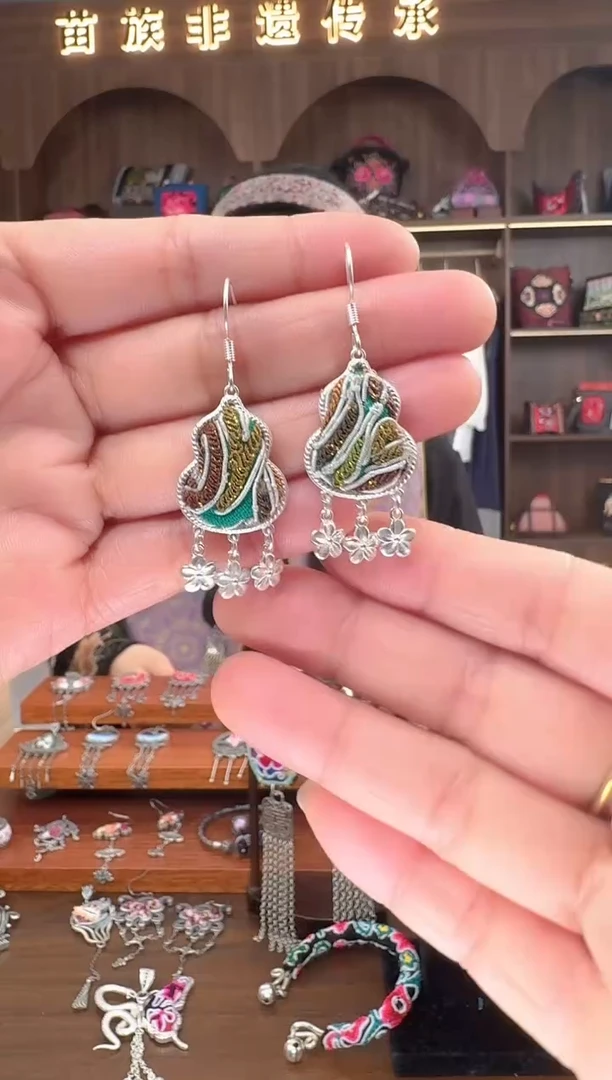 【闪购商品】织绣扶光苗绣传承14