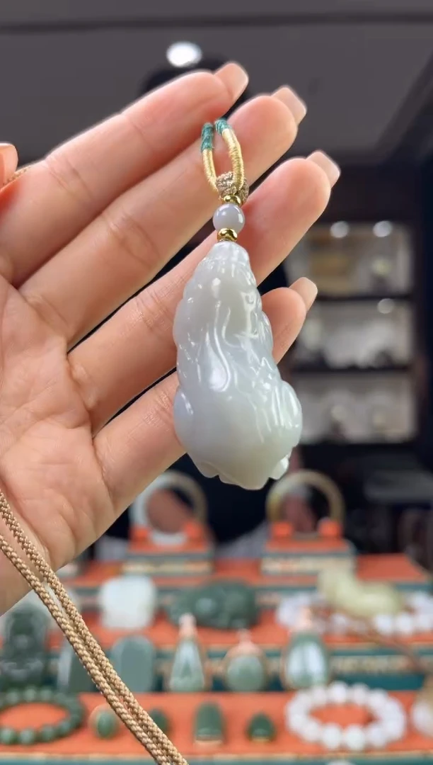 和田玉未镶嵌颈饰佩佩