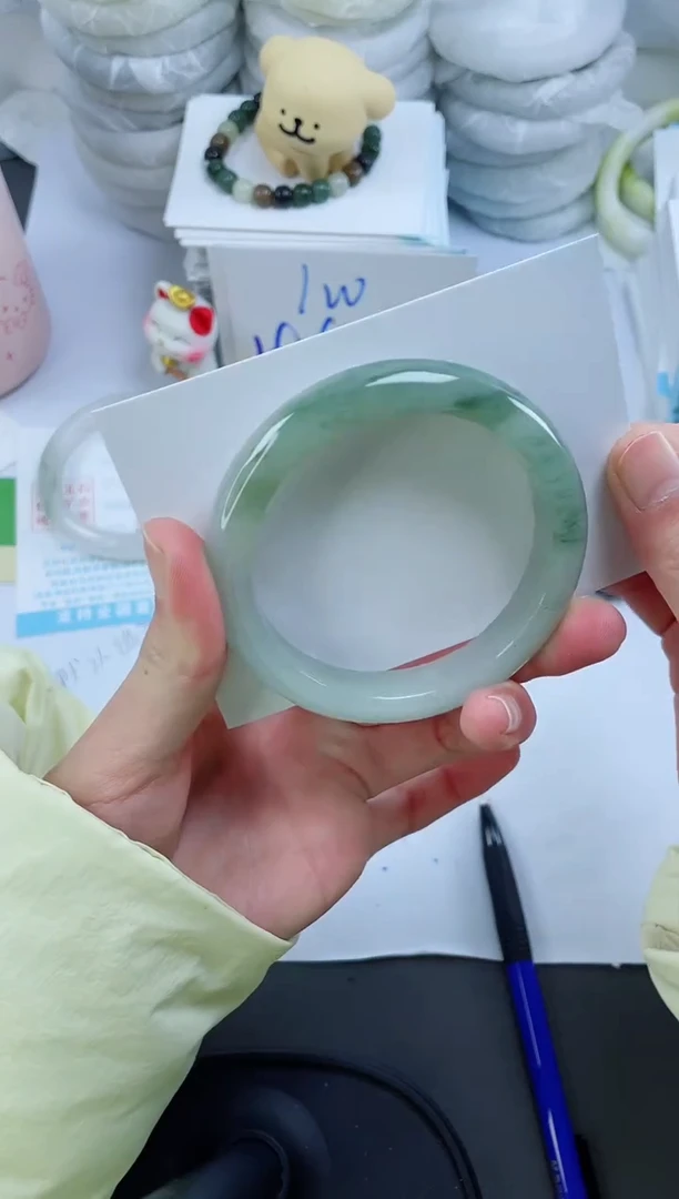 【闪购商品】石英质玉手镯未镶嵌2024-57.2