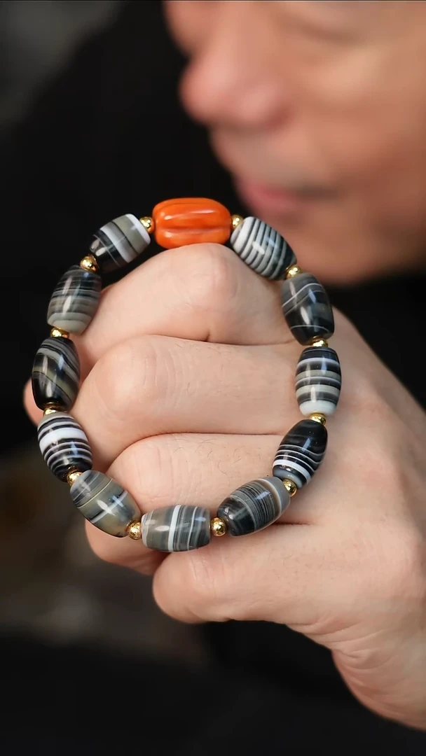 未镶嵌手串玛瑙/玉髓（覆膜）灰皮单圈