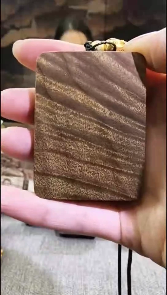 金丝楠无事牌手把件