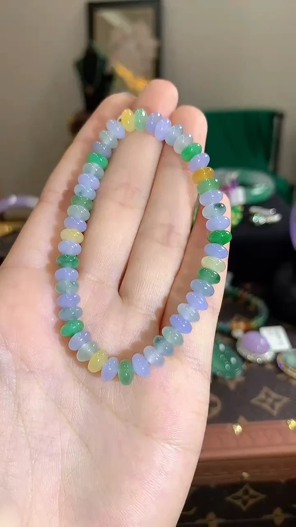 未镶嵌手串翡翠翡翠