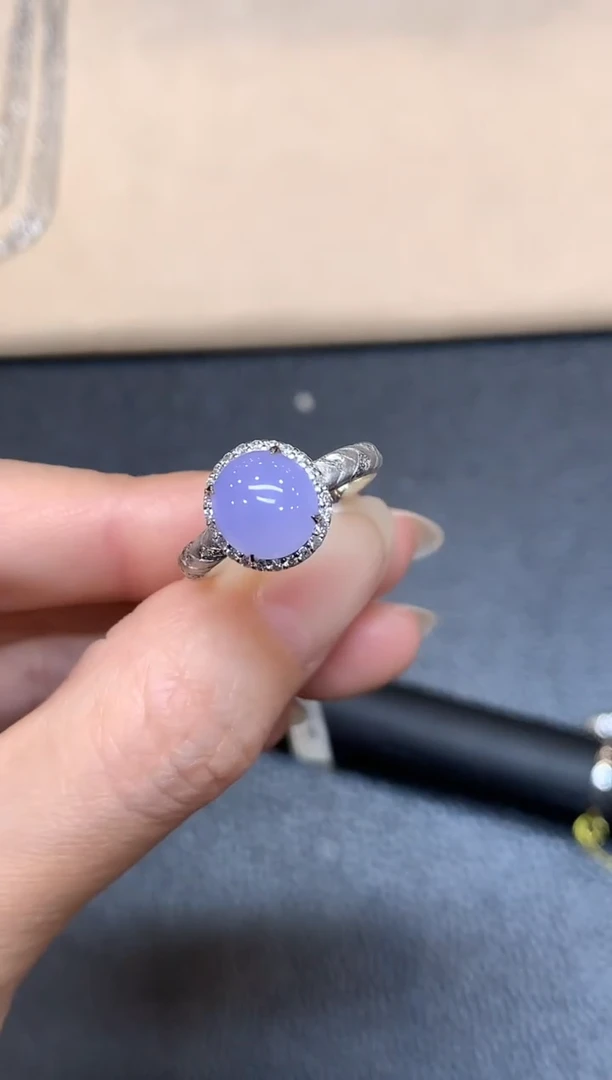 18K金镶嵌戒指翡翠蛋面【无服务费