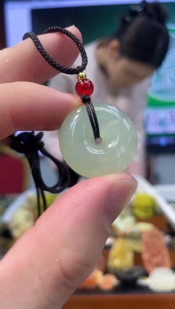 【闪购商品】岫玉吊坠未镶嵌·多样性发货*拍一发一