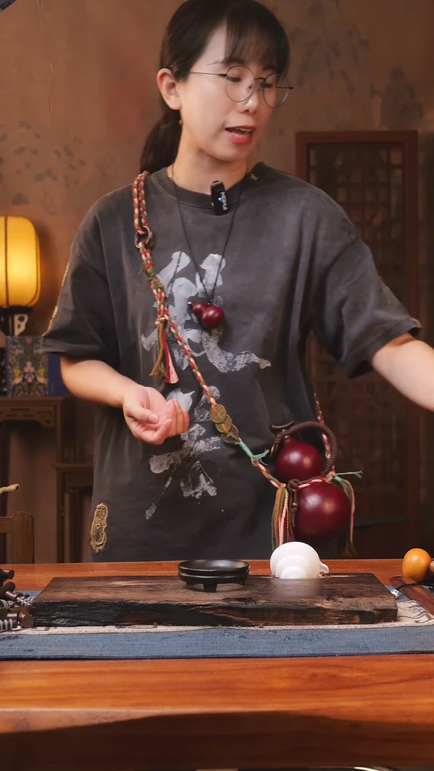 1599号酒葫芦一物一拍，拍拍退退限购