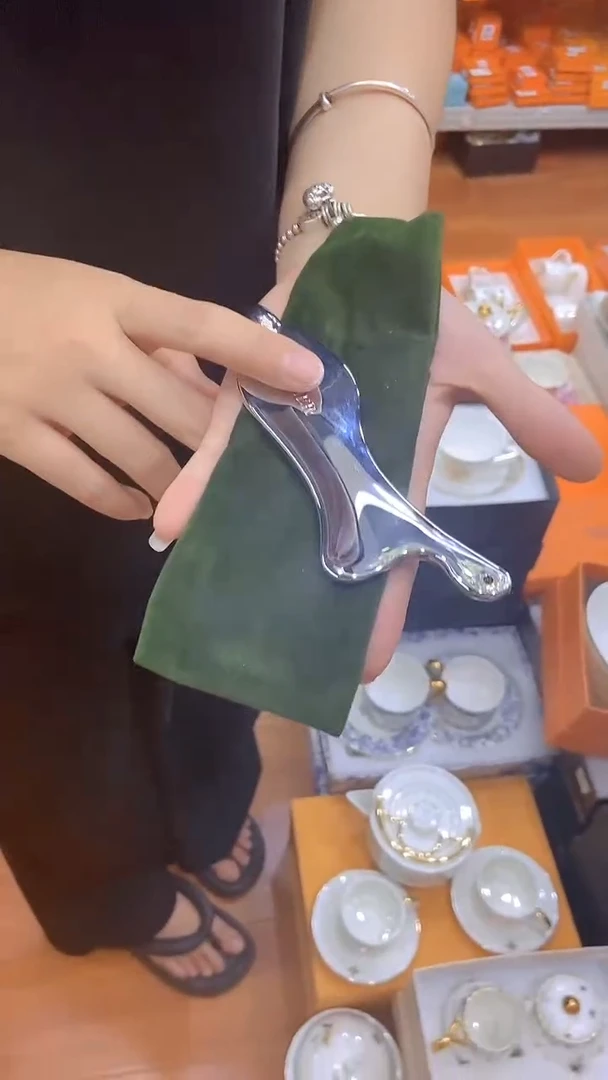 杯鸿辉家品牌瓷器，京东包邮！