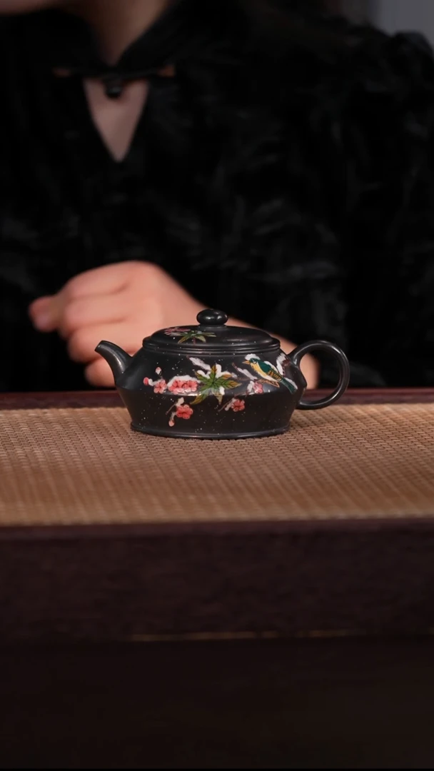 茶壶紫砂九龄君子兰