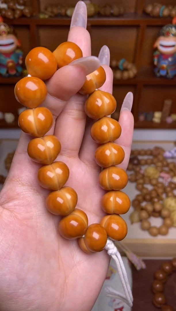 手串猴头核桃16+高定玻璃底柯基屁桃定制款手持