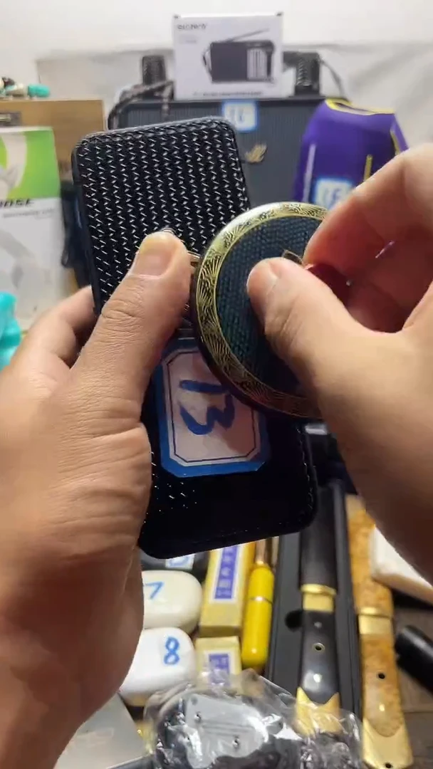 瓷片闪购商品 如图所示