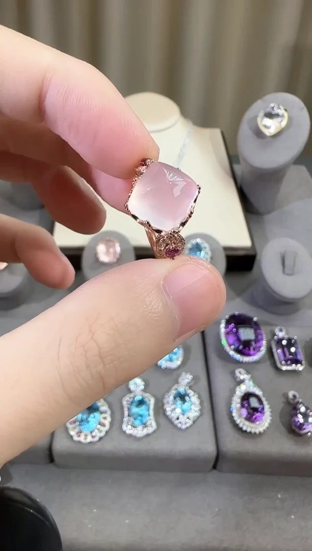 银S925镶嵌戒指芙蓉石10mm星光粉水晶戒指糖塔款