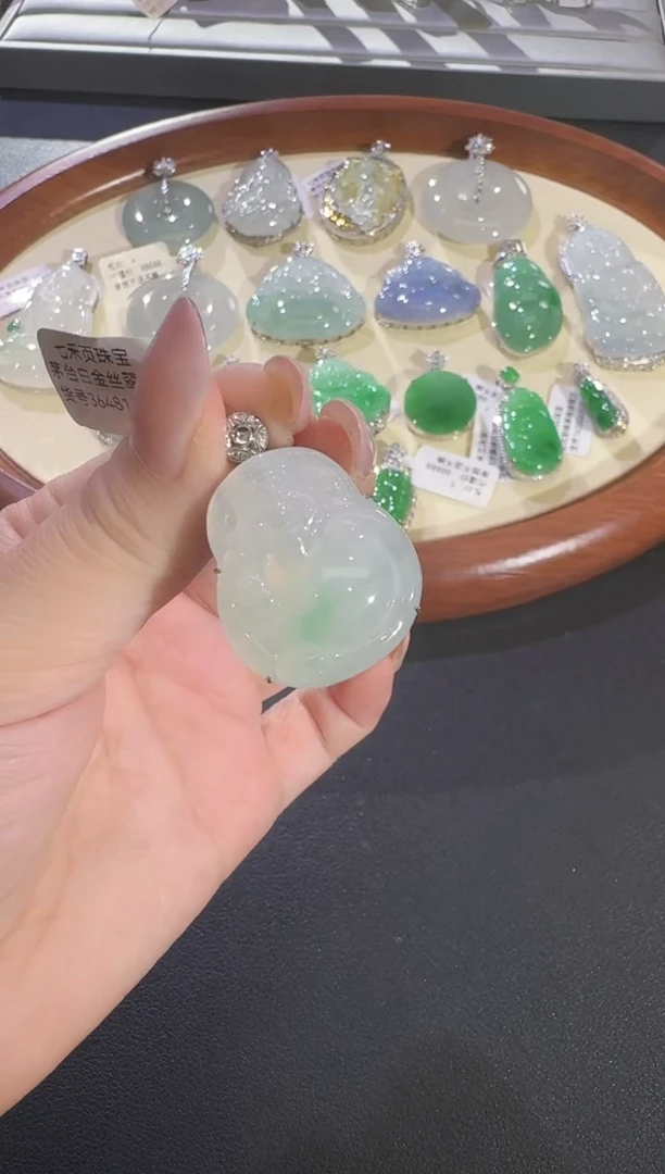 吊坠(不含链)18K金镶嵌翡翠【源头工厂】钻石镶嵌