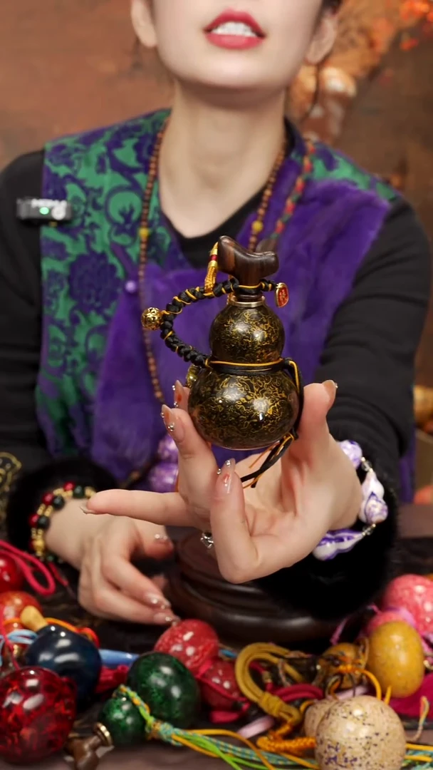 537 --大漆开口小葫芦----168