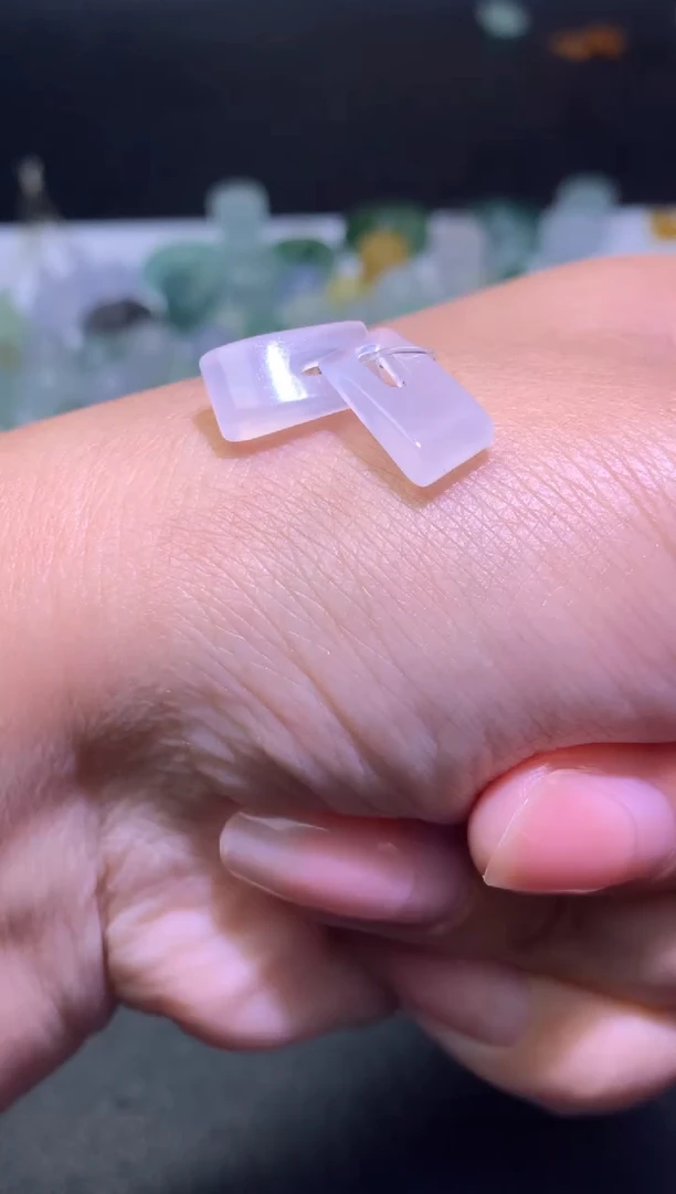 未镶嵌定制翡翠毛货