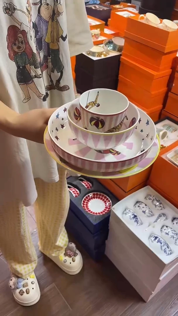 鸿辉家品牌瓷器，京东包邮！