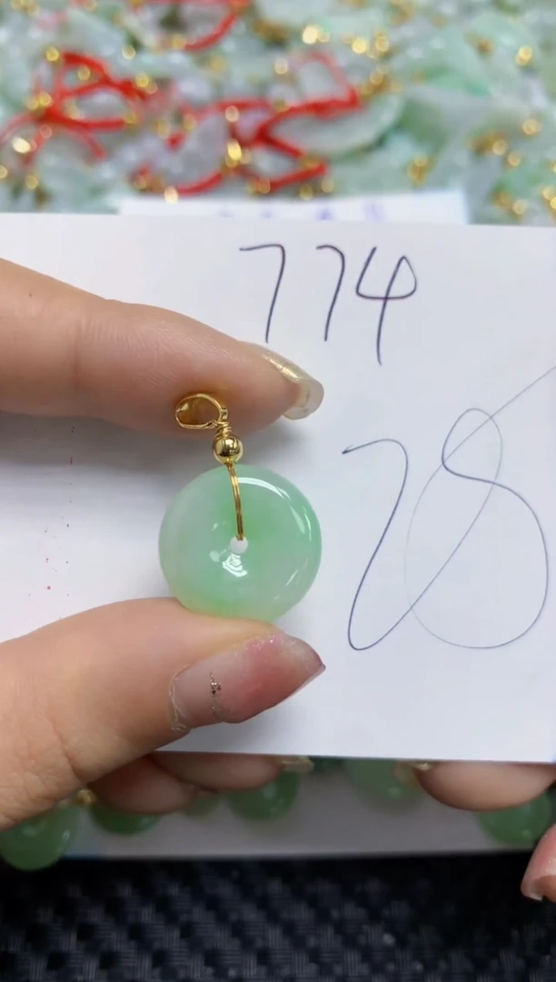 【闪购商品】翡翠颈饰合金天然A货翡翠