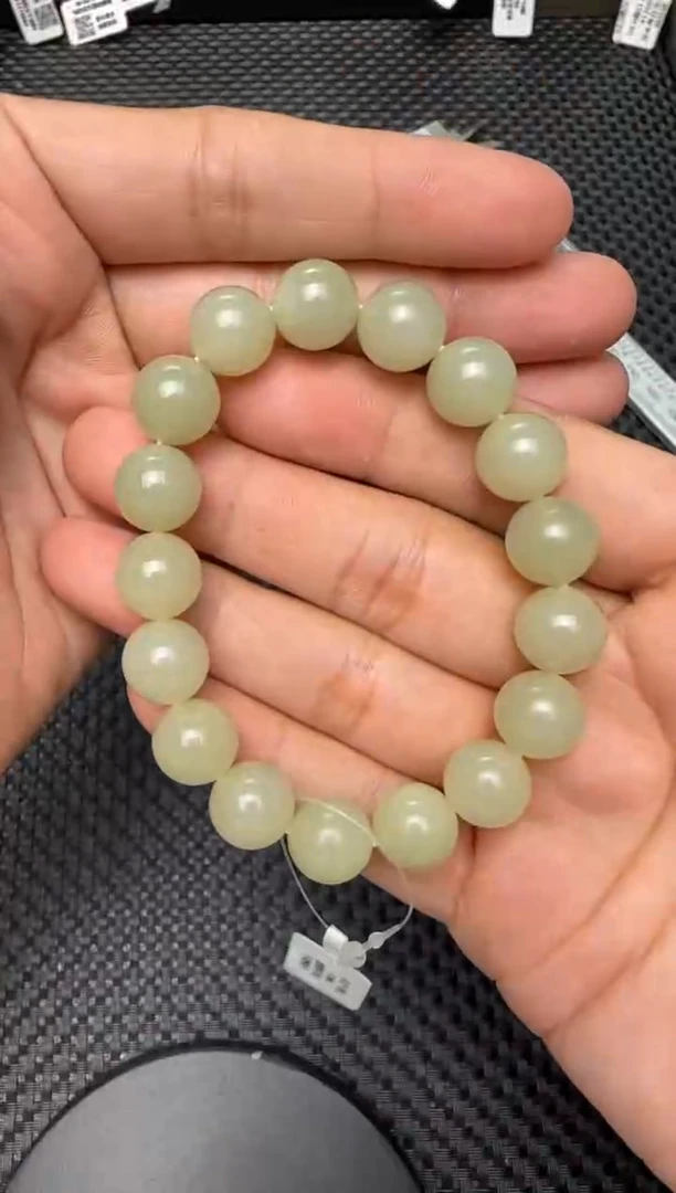 未镶嵌手串和田玉若羌料手串卡12