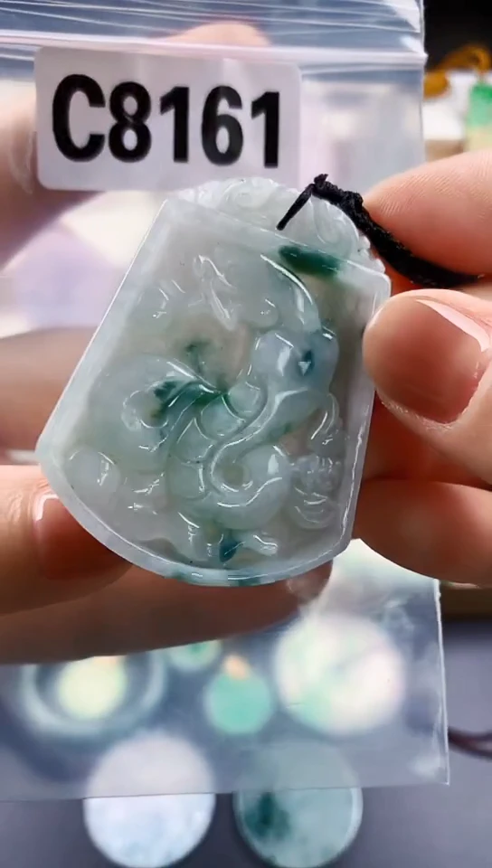翡翠未镶嵌颈饰天然翡翠吊坠挂件
