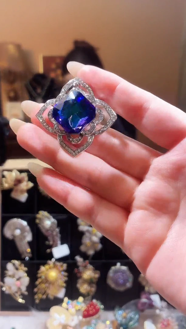合成立方氧化锆铜合金蓝星