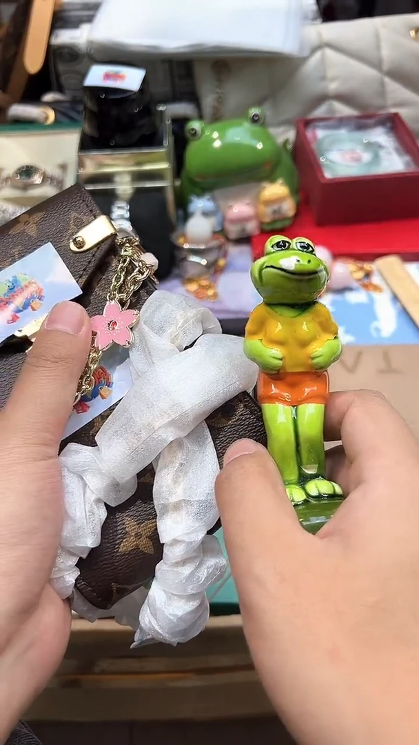 .全球寻宝高端瓷儿