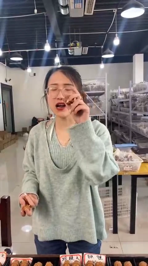 【闪购商品】文玩核桃把件曹大龙38左右（深清x）桶