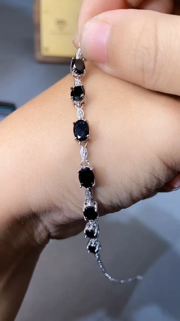 【闪购商品】蓝宝石手链银S925镶嵌354