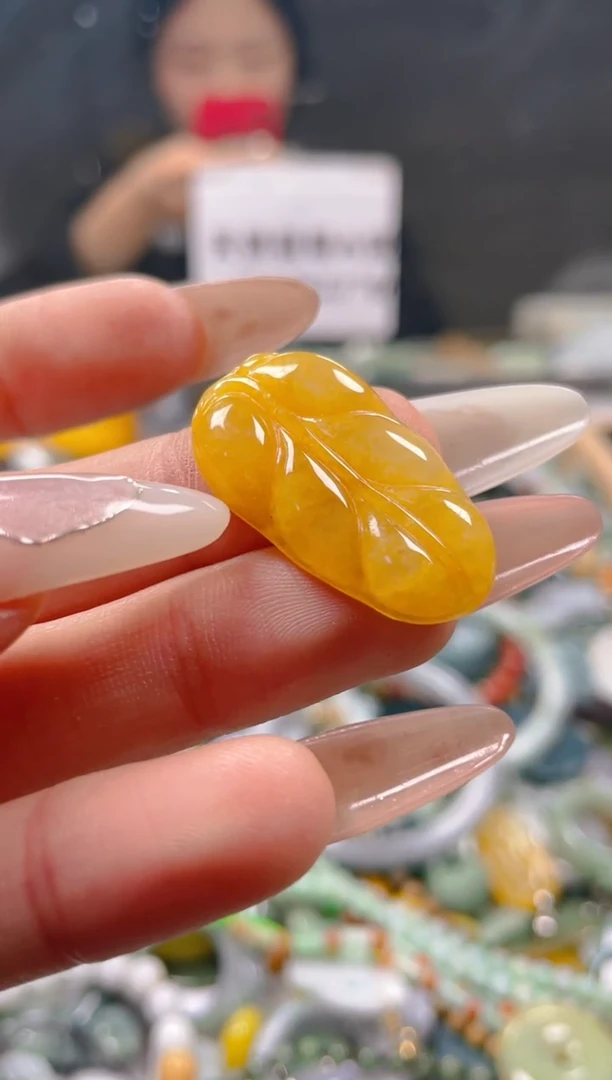 【闪购商品】翡翠颈饰未镶嵌/Z/翡翠A货一图一物