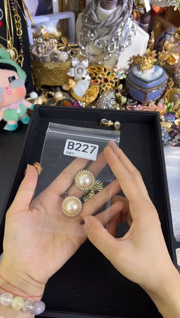 合金无铜合金227 中古首饰都有瑕疵 请确认在拍！