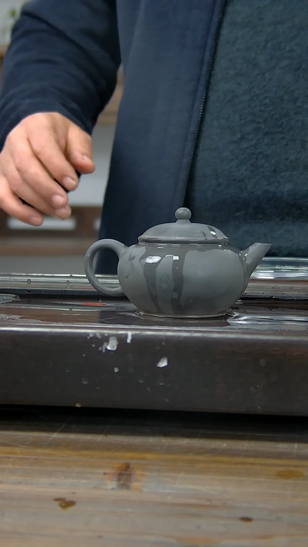 【闪购商品】贵台龙窑柴烧茶壶285