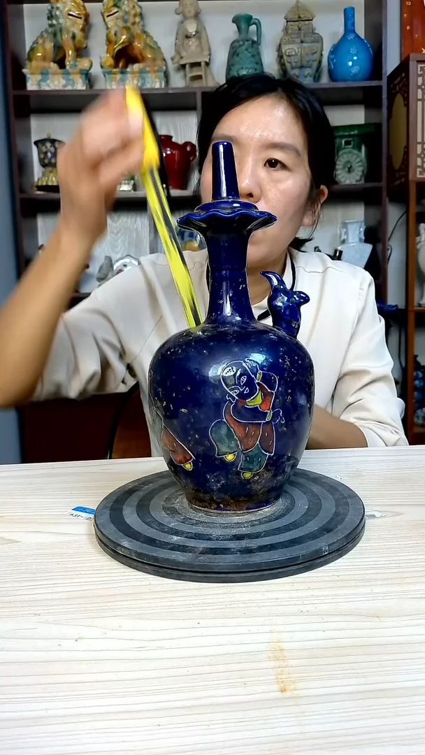 经典精美复古风格瓷器