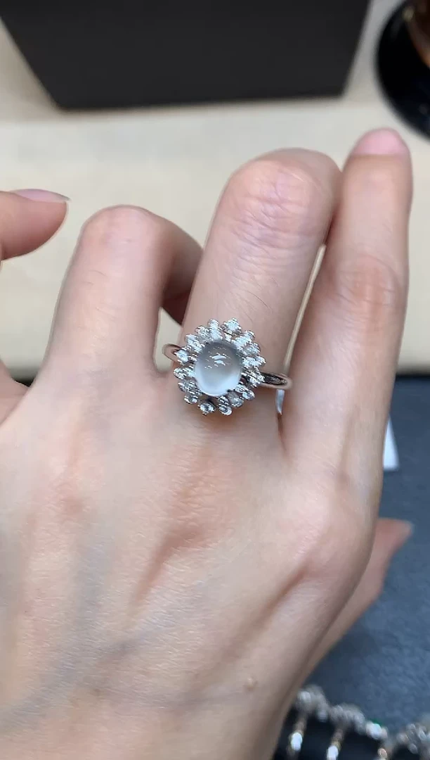 18K金镶嵌戒指翡翠【48小时鉴赏期】蛋面【无服务费