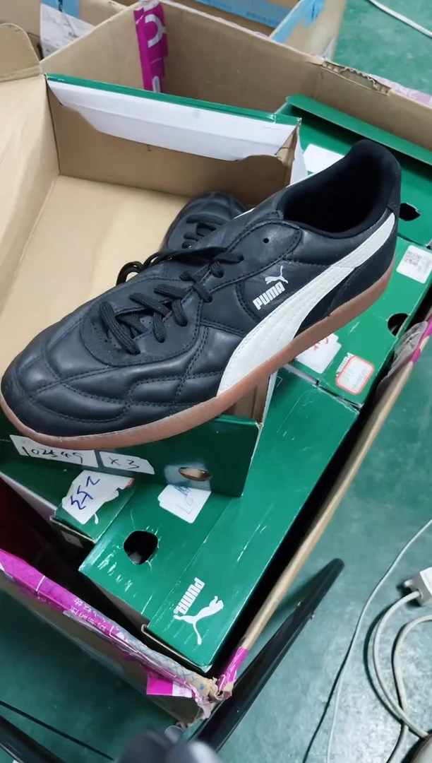 彪马时尚休闲运动鞋42M  L77