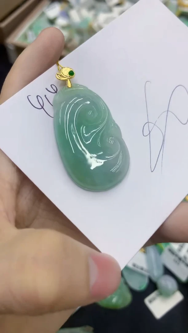翡翠未镶嵌颈饰111111