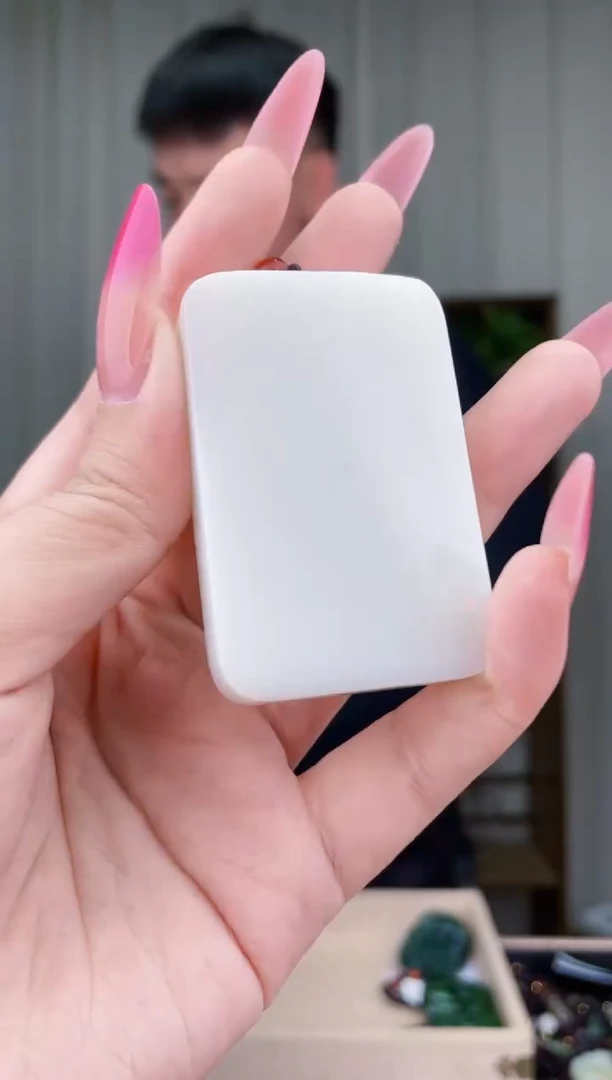 和田玉未镶嵌挂件拍一发一，多样性发货！