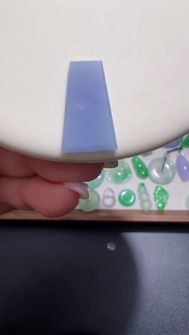 未镶嵌定制翡翠20.7*11.8*2.7无事牌