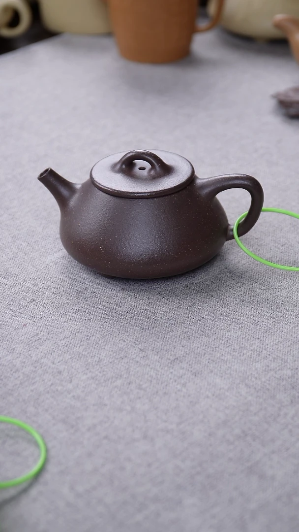 茶壶紫砂千禧紫泥平盖石瓢