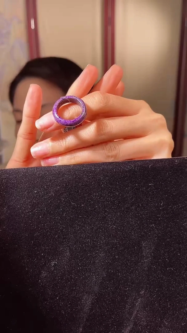 【闪购商品】苏纪石（舒俱来）戒圈（圈口15）未镶嵌