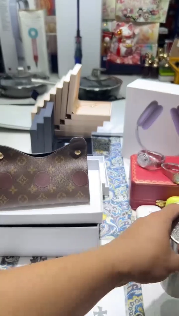 名品折扣名品折扣名品折扣@@1