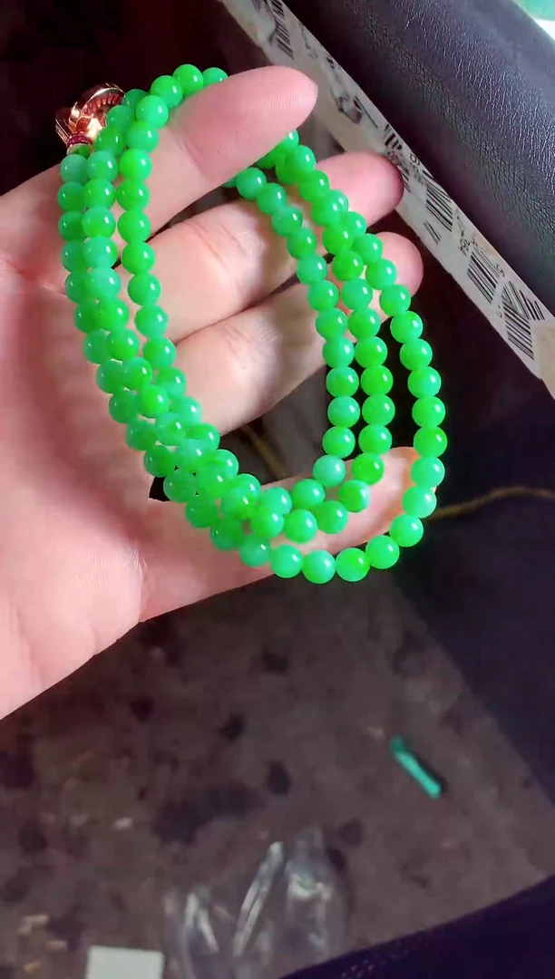 未镶嵌定制翡翠风*?翡翠毛货定制