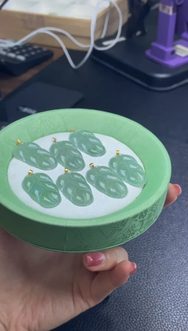 18K金镶嵌定制翡翠DDJ49997/多样性发一件