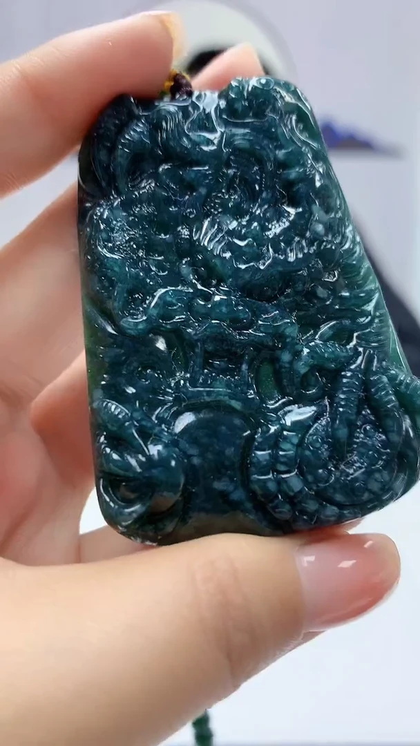 【闪购商品】定制翡翠未镶嵌4812ms-毛货134龙牌赠珠链