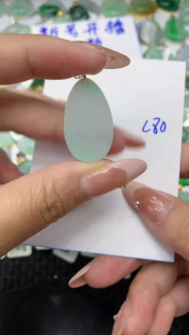 【闪购商品】翡翠颈饰18K金镶嵌111111111