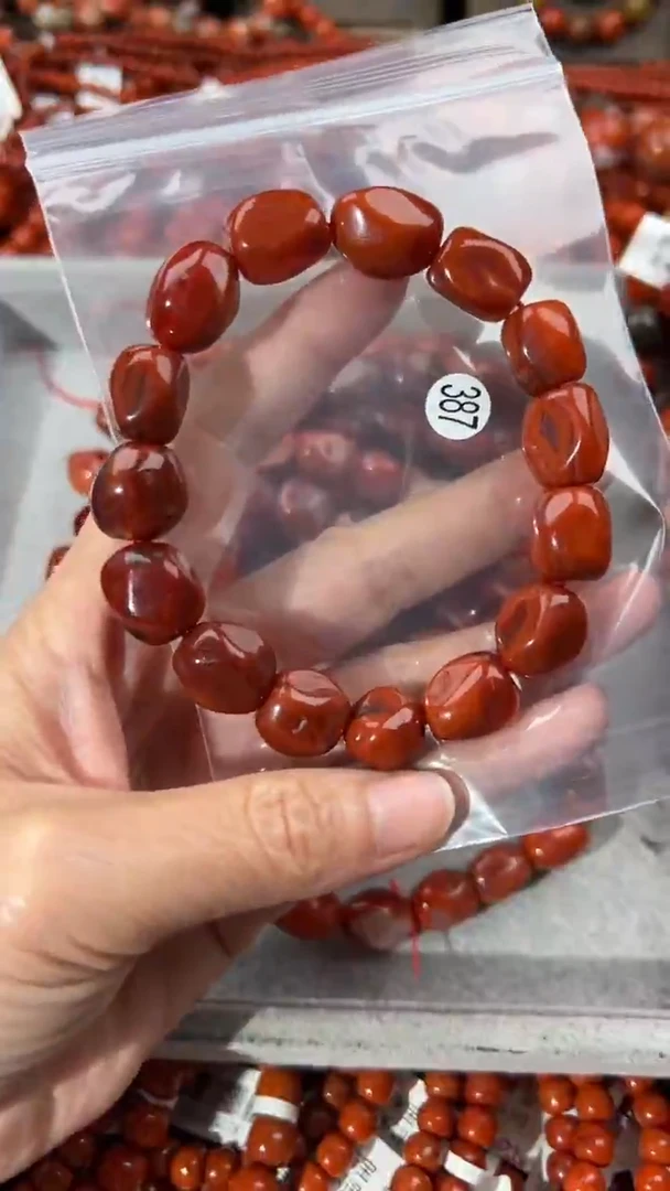 南红玛瑙手串未镶嵌12+