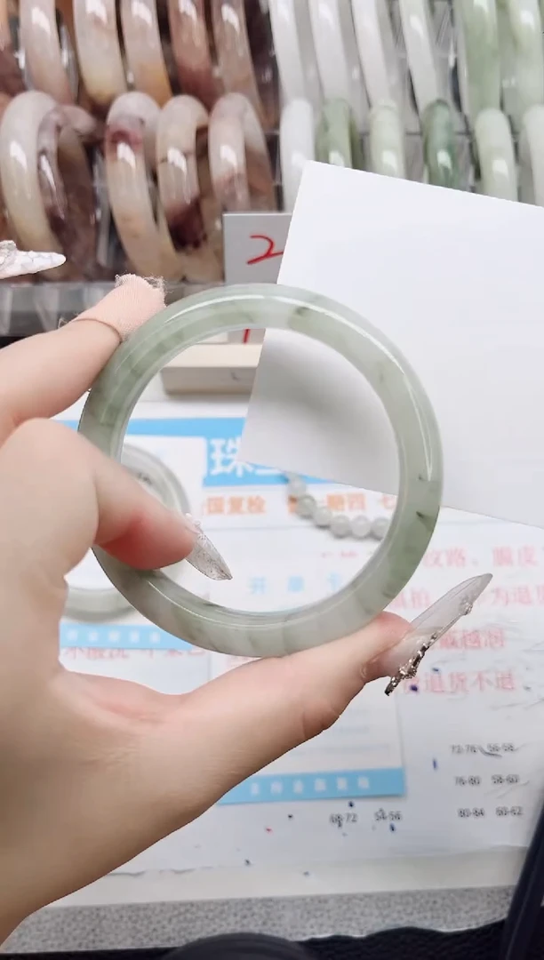 【闪购商品】石英质玉手镯未镶嵌A14-60