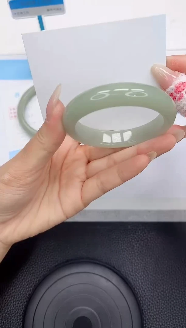 石英质玉手镯未镶嵌153-52.1