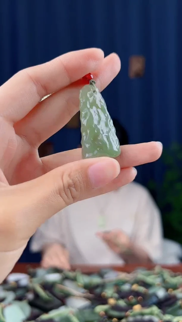 未镶嵌和田玉挂件拍一发一