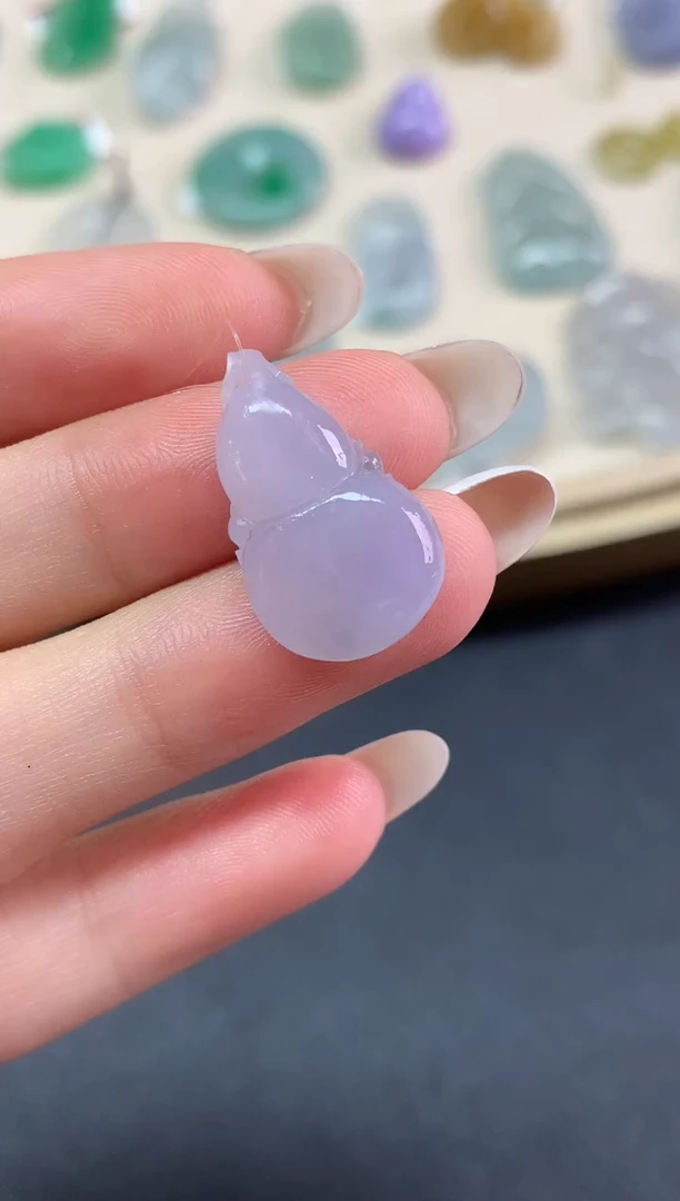 未镶嵌定制翡翠毛货吊坠|580