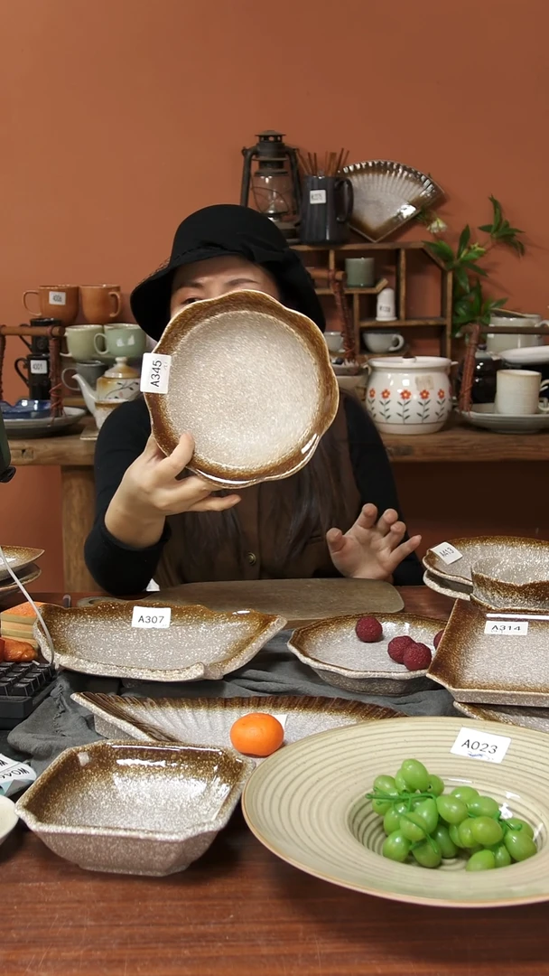 陶瓷A345 一个陶瓷粗陶花边碗8寸可能微瑕