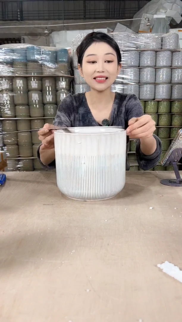 【闪购商品】陶瓷半条纹梦幻蓝大号21x19